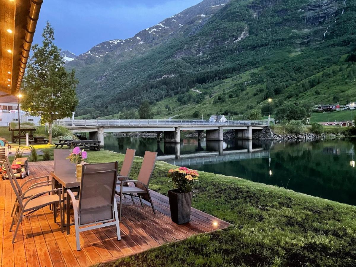 Olden apartments 2 Stryn Buitenkant foto